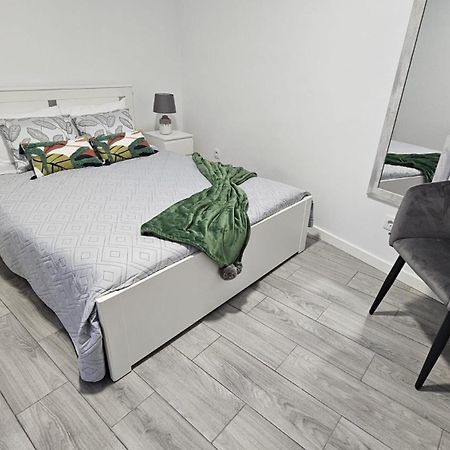 Goncalves Guest House Πόντα Ντελγκάντα Εξωτερικό φωτογραφία